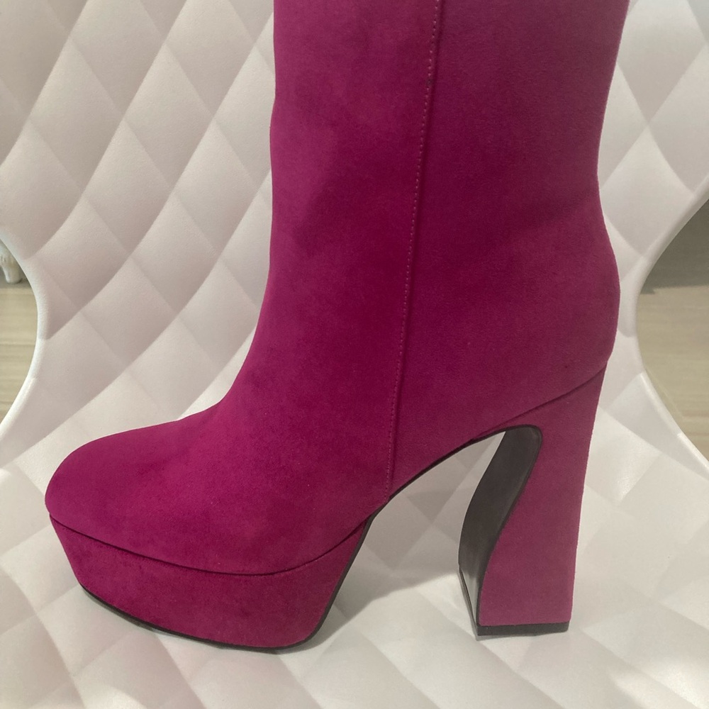 🌺Nine West 🌺 Hot Pink 🌺 Suede 🌺 Women's Booties 🌺